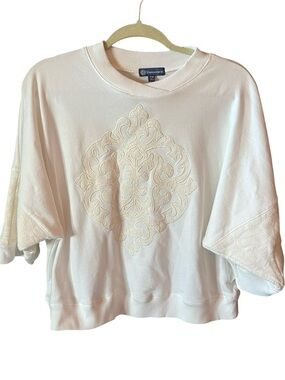 Democracy Cream Embroidered Medallion Short-Sleeve Sweatshirt